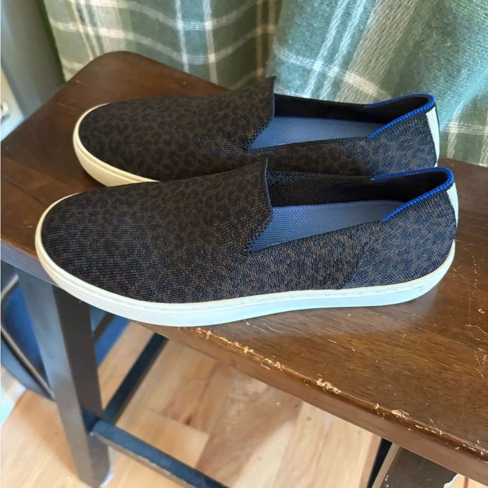 Rothy's the Original leopard print Slip-On Sneakers 8 - Picture 4 of 7